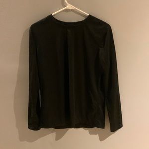 Black dri-fit shirt